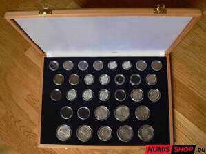 Kazeta na mince ČSR 1945 - 1953 - uloženie mincí v kapsliach